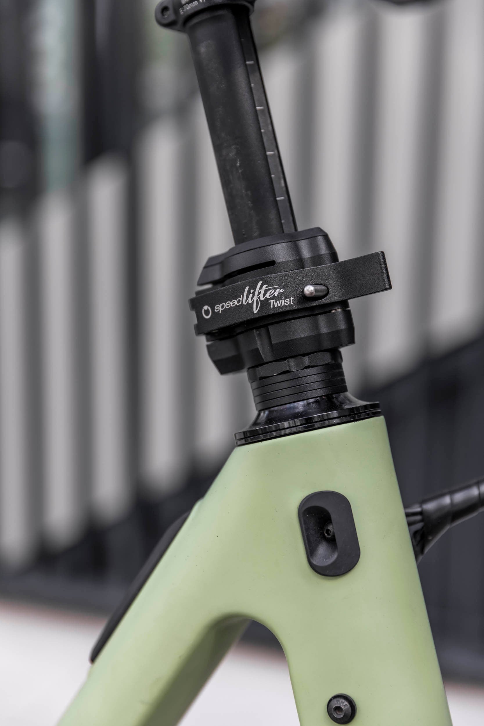 i:SY SKYFLY E5 ZR F CX grün (hell) | 545WH | E-Bike Kompakt | 2026 | Freilauf