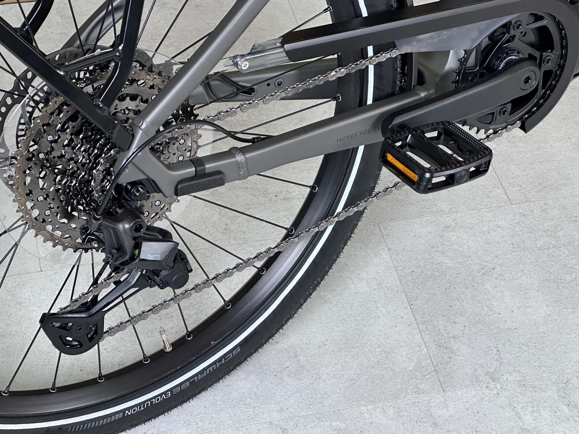 Kalkhoff ENDEAVOUR 7 ADVANCE+ ABS grau | 750WH | E-Bike Herren Trekking | 2025 | Kettenschaltung
