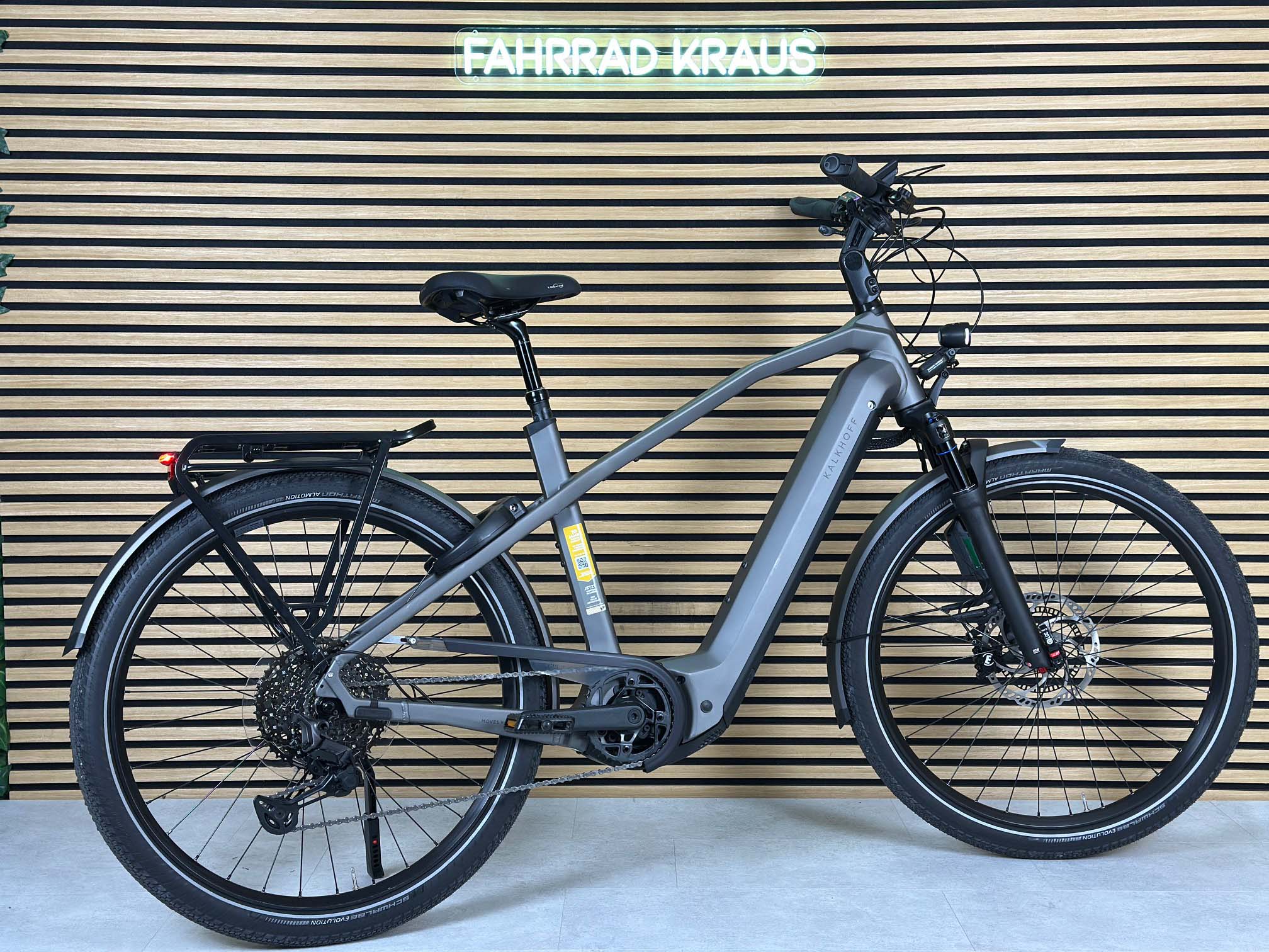 Kalkhoff ENDEAVOUR 7.B ADVANCE+ ABS grau | 750WH | E-Bike Herren Trekking | 2025 | Kettenschaltung