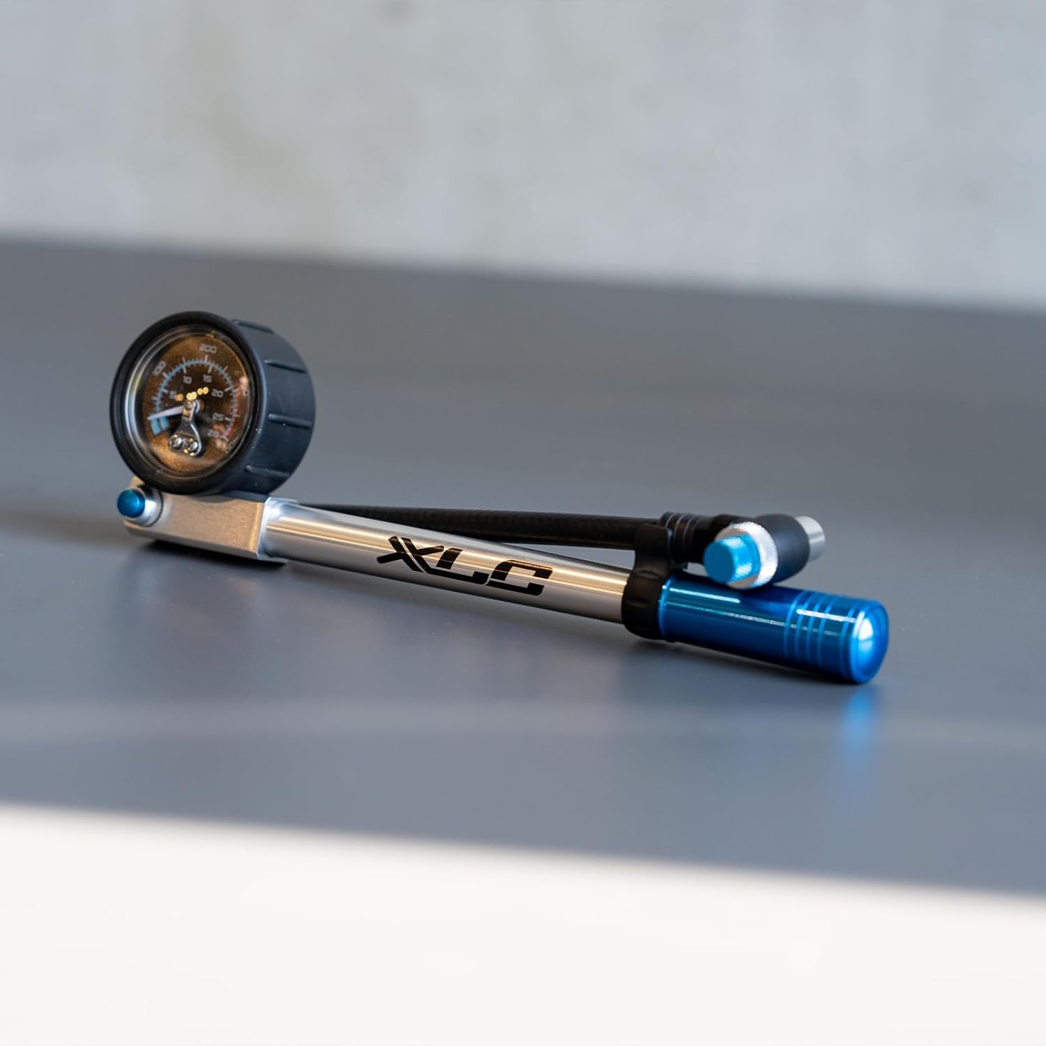 XLC Dämpferpumpe PU-H03 schwarz/silber max. 28 Bar