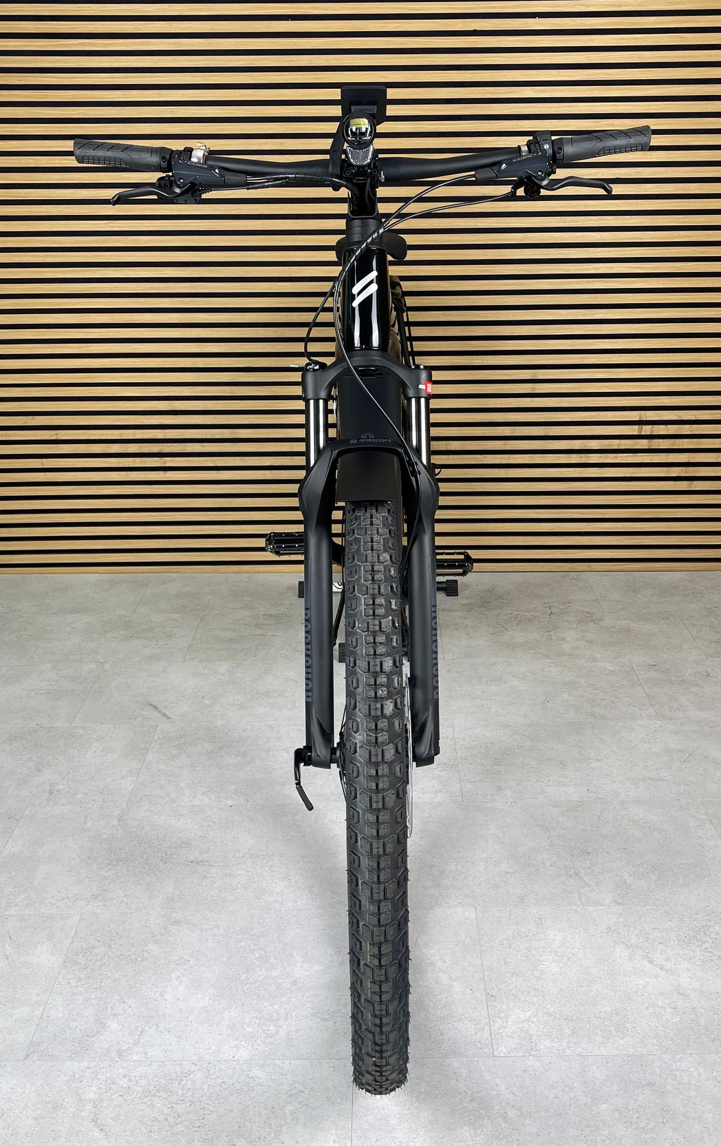 Simplon SENGO :e schwarz | 800WH | E-Bike Herren Trekking | 2026 | Rohloff
