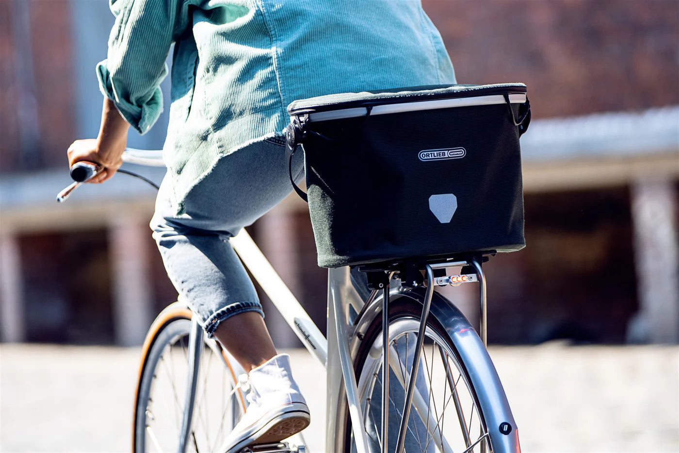 Ortlieb Korb hinten Up-Town Rack Urban rosa 17,5 L