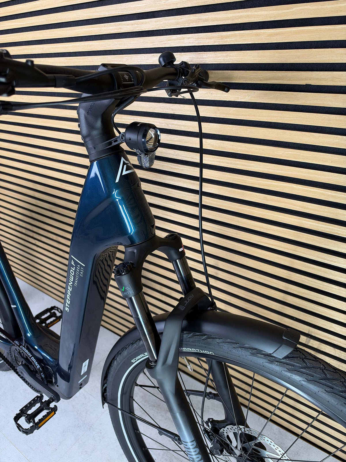 Steppenwolf Transterra Easy 9.0 blau | 800WH | E-Bike Damen Trekking | 2026 | Enviolo
