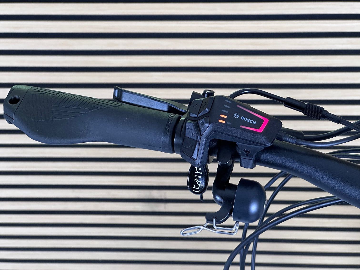 Velo de Ville FEB 990 grau | 800WH | E-Bike Damen Trekking | 2025 | Enviolo