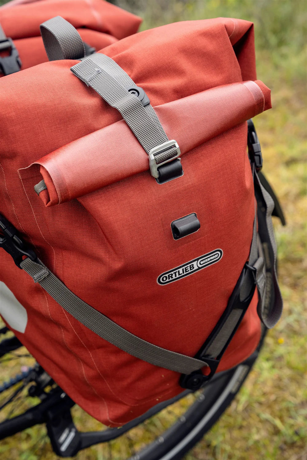 Ortlieb Seitentasche Back-Roller Plus rot wasserdicht 23 L