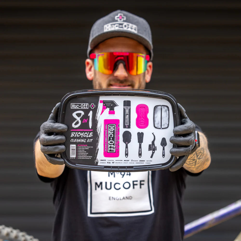Muc-Off Reinigungskit Ultimate Pit Kit 8-In One Bike